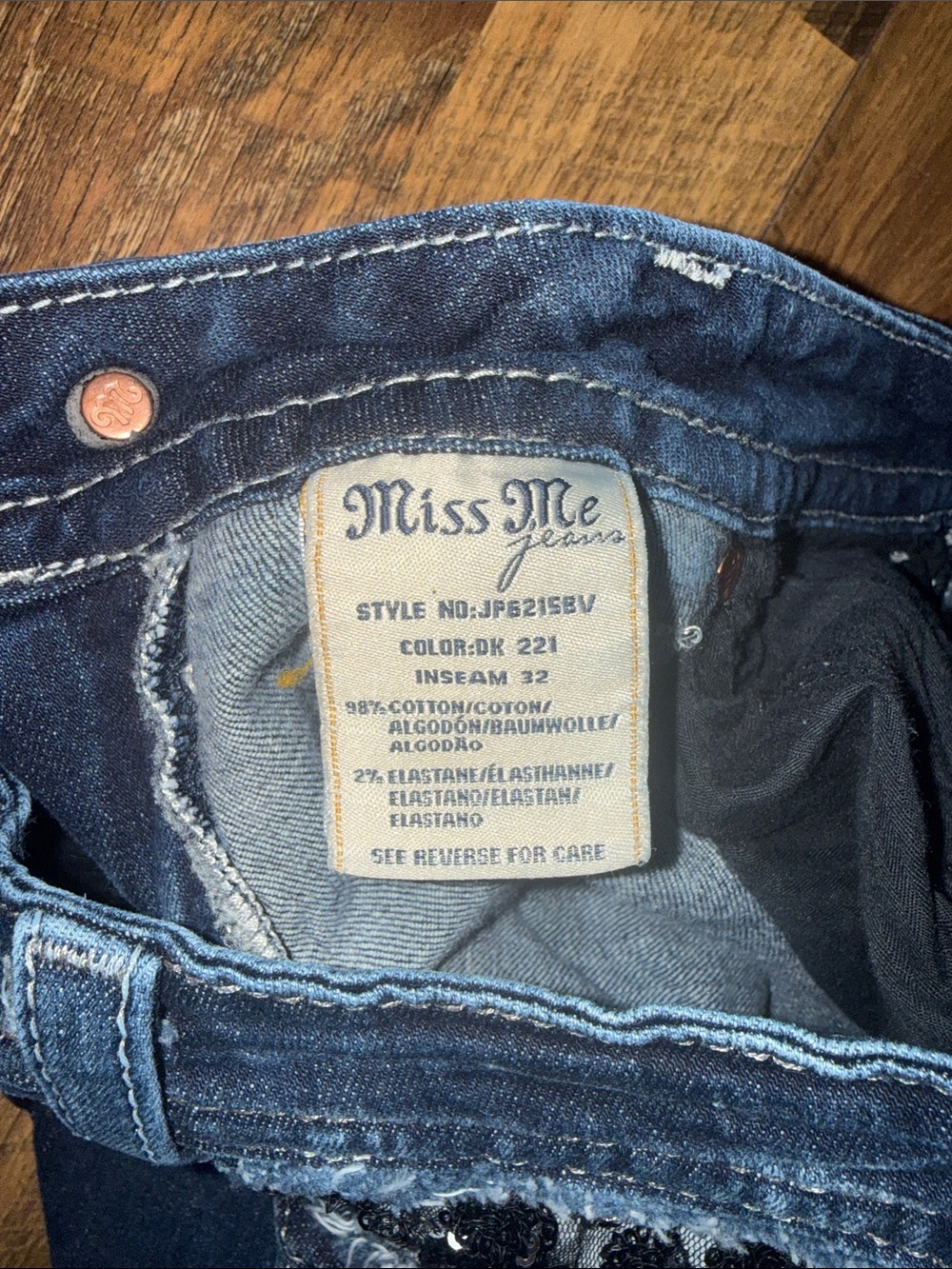Miss Me JP6215BV Bootcut Jeans Size 31x32 Dark Wash Black Beaded Flap Pocket - Picture 4 of 10
